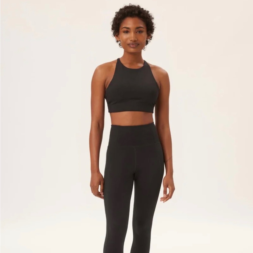 Girlfriend compression leggings
